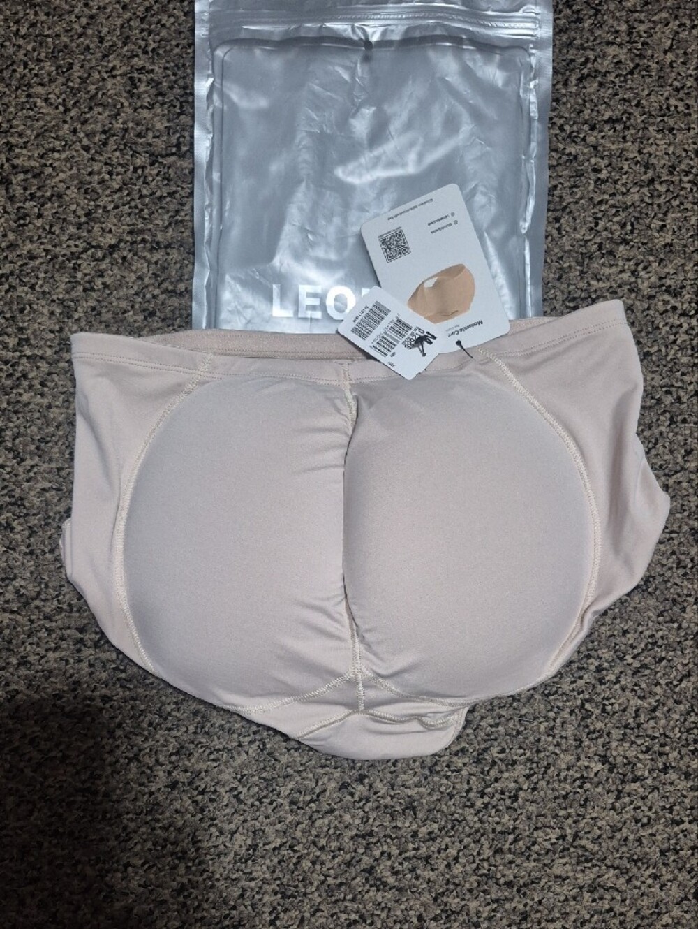 Leonisa Butt Padded Seamless Hipster Panty - Nude - Picture 2 of 4